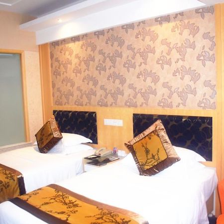 Puxi New Century Hotel Shanghai Esterno foto